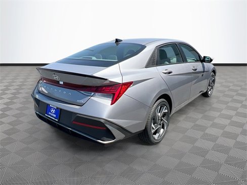 New 2025 Hyundai Elantra SEL image 7