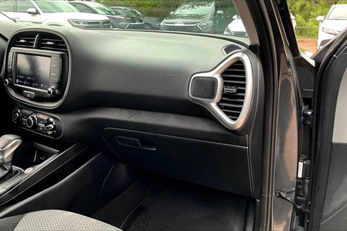 Certified 2023 Kia Soul LX w/ Option Group 015 image 16