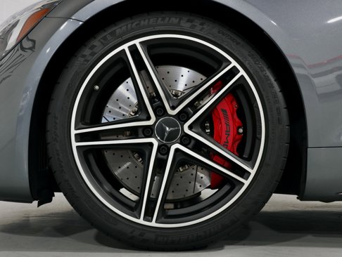 Used 2019 Mercedes-Benz AMG GT C image 21