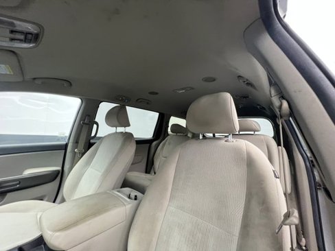 Used 2020 Kia Sedona LX image 43