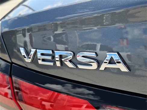 Used 2025 Nissan Versa S w/ Trunk Package image 14