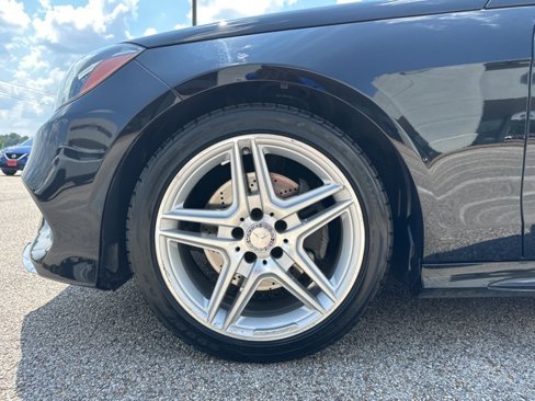Used 2014 Mercedes-Benz E 350 Sedan image 46