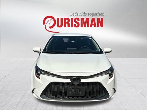 Used 2022 Toyota Corolla LE image 6