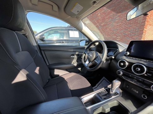 Used 2024 Nissan Sentra SV image 32