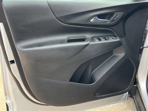 Used 2021 Chevrolet Equinox LT w/ LPO, Floor Liner Package image 13