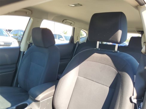 Used 2013 Nissan Rogue S image 8