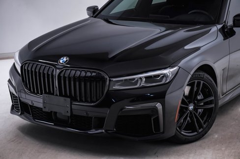Used 2022 BMW 750i xDrive w/ Executive Package image 4