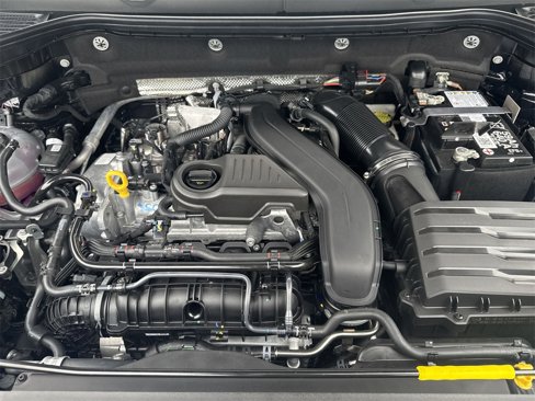 New 2025 Volkswagen Taos S image 14