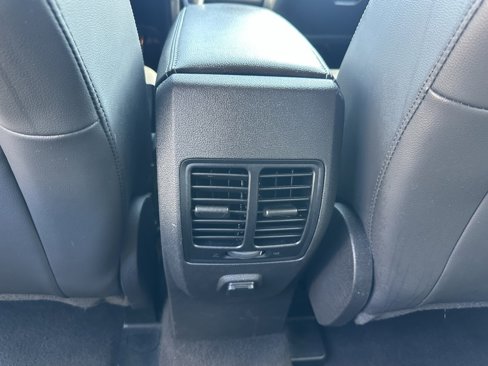 Used 2019 Ford Escape SEL image 20