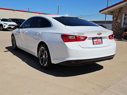 Used 2024 Chevrolet Malibu LT image 2