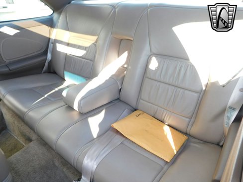 Used 1994 Ford Thunderbird LX image 18