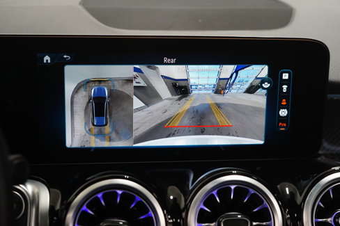 Used 2025 Mercedes-Benz GLB 35 AMG 4MATIC image 27