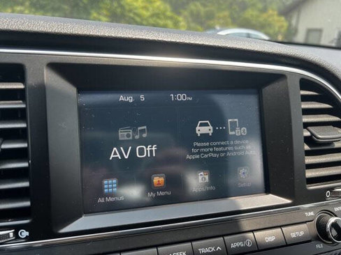 Used 2018 Hyundai Elantra Sport image 16