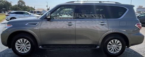 Used 2019 Nissan Armada SV image 5