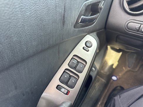 Used 2007 Pontiac G6 Sedan w/ Sport Package image 32