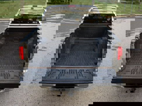Used 2001 Chevrolet S10 Pickup LS w/ Preferred Equipment Group image 13