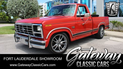 Used 1986 Ford F150 2WD Regular Cab image 1