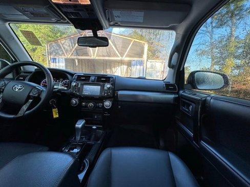 Used 2019 Toyota 4Runner TRD Off-Road Premium image 31