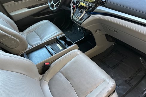 Used 2018 Honda Odyssey Elite image 19