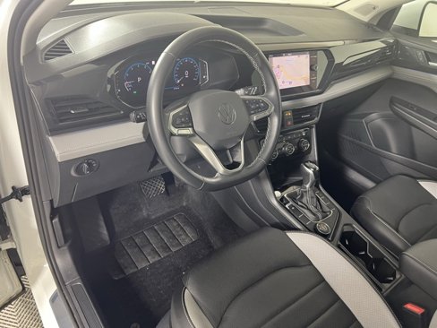 Used 2022 Volkswagen Taos SEL w/ Panoramic Sunroof Package image 10