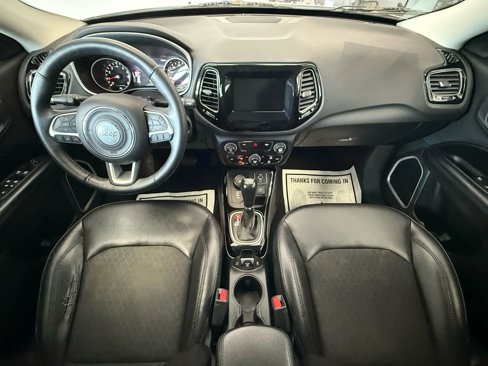 Used 2018 Jeep Compass Latitude w/ Popular Equipment Group image 17