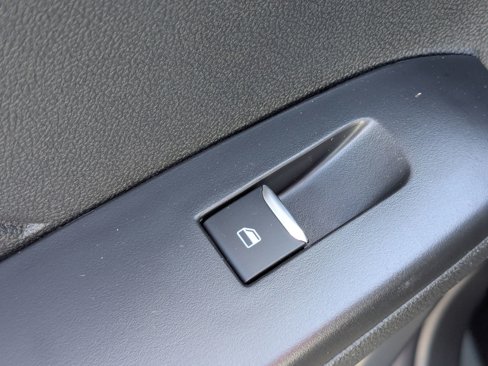 New 2025 Ford Escape ST-Line image 28