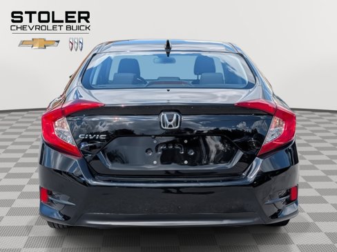 Used 2017 Honda Civic EX image 4