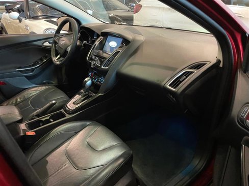 Used 2017 Ford Focus Titanium w/ Titanium Technology Package image 44