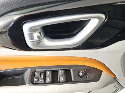 Certified 2022 Jeep Compass Limited image 12