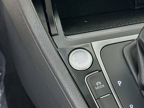 Used 2015 Volkswagen GTI Autobahn w/ Lighting Package (SEL) image 18