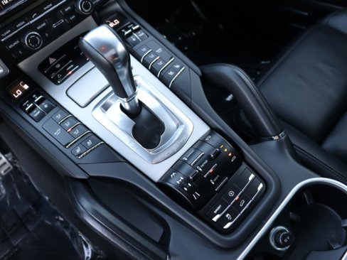 Used 2013 Porsche Cayenne Turbo image 38