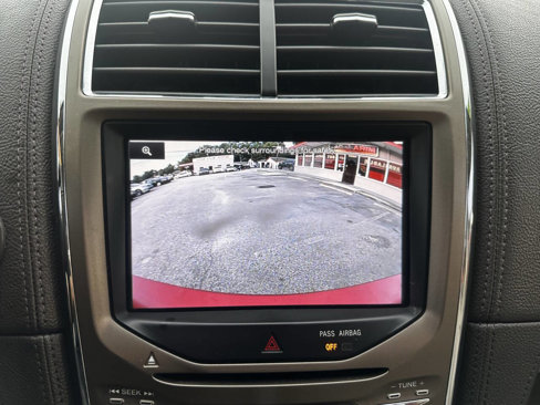 Used 2012 Lincoln MKX AWD image 31