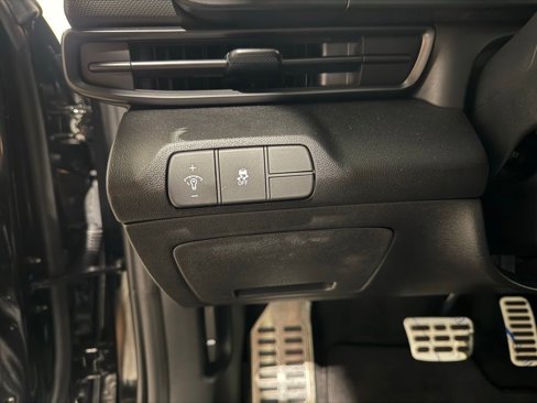 Used 2025 Hyundai Elantra Sport w/ Cargo Package image 14