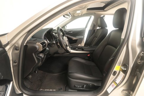 Used 2016 Lexus IS 300 AWD image 38