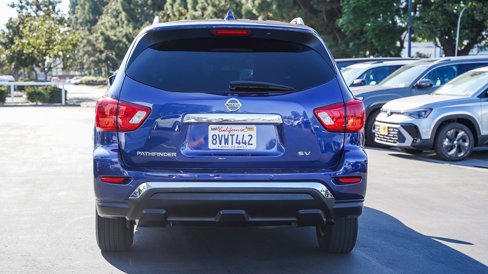 Used 2020 Nissan Pathfinder SV image 10