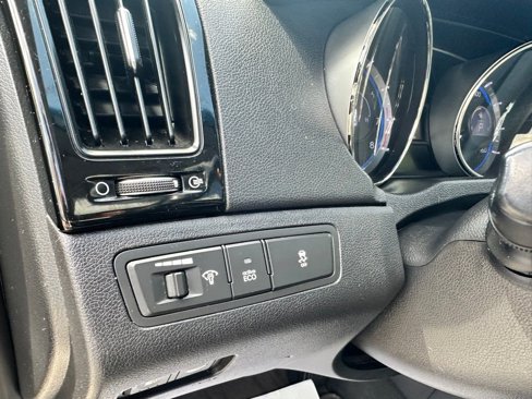 Used 2013 Hyundai Sonata Limited image 16