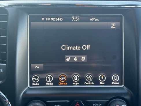 Used 2018 Jeep Grand Cherokee Overland image 16