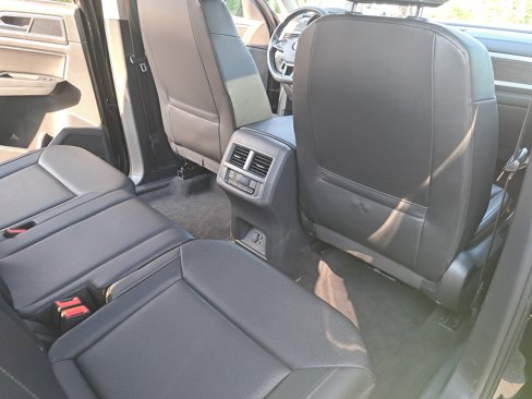 Used 2019 Volkswagen Atlas SE image 11