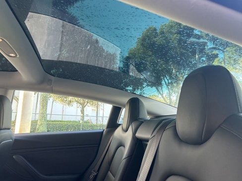 Used 2018 Tesla Model 3 Long Range image 17