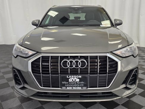 Used 2022 Audi Q3 2.0T Premium w/ Convenience Package image 9