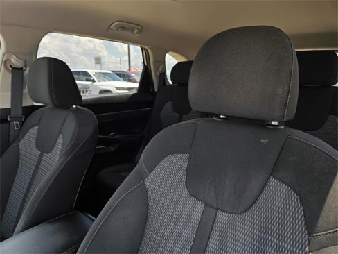 Used 2022 Kia Sorento LX image 16
