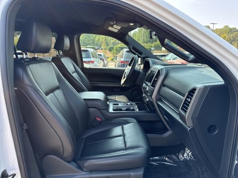 Used 2021 Ford Expedition XLT image 13