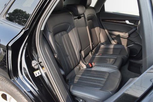 Used 2018 Audi Q5 2.0T Premium image 32