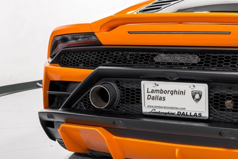 Used 2022 Lamborghini Huracan EVO image 50