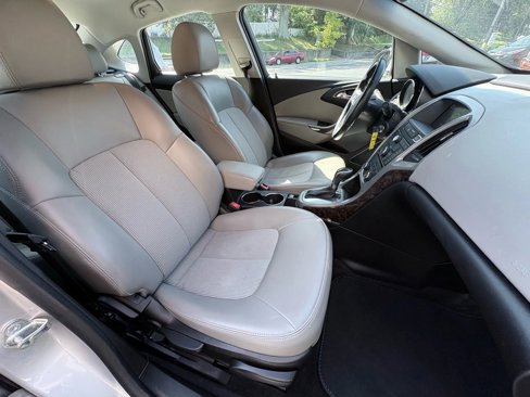 Used 2012 Buick Verano Convenience image 20