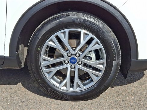 Used 2022 Ford Escape SEL w/ Technology Package image 8