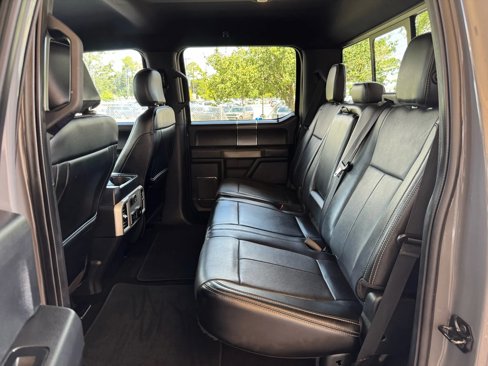 Used 2018 Ford F150 Lariat image 18