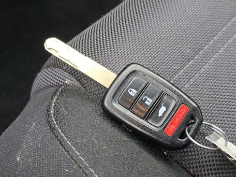Used 2019 Honda CR-V LX image 18