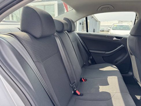 Used 2016 Volkswagen Jetta S image 28