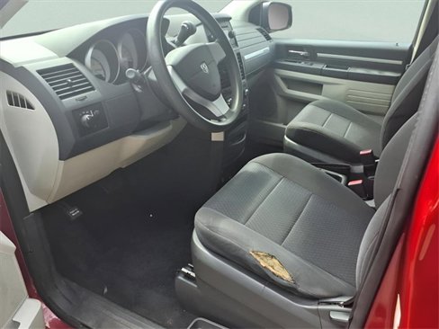 Used 2010 Dodge Grand Caravan SE image 14